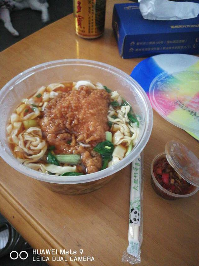 春华面馆(荷花西路店)