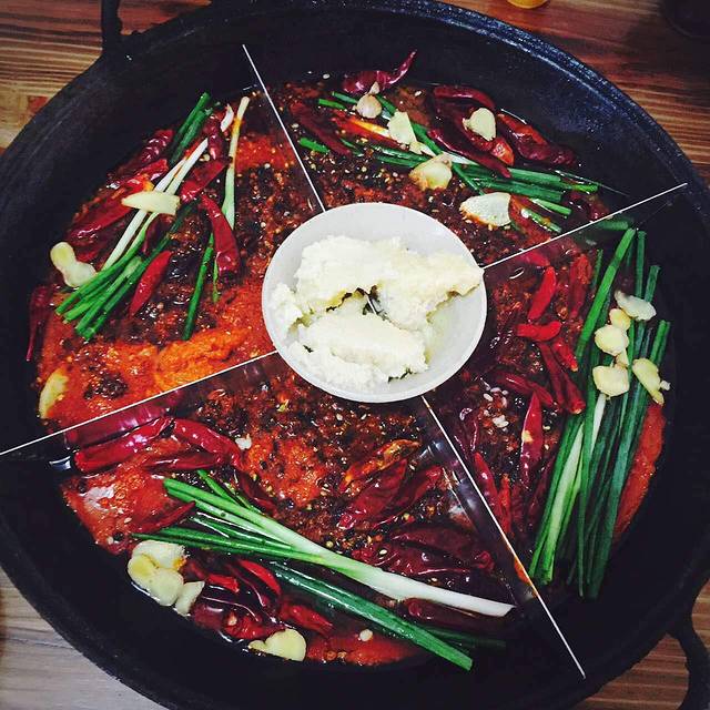 舒李记犟拐拐老火锅(重大a区店)