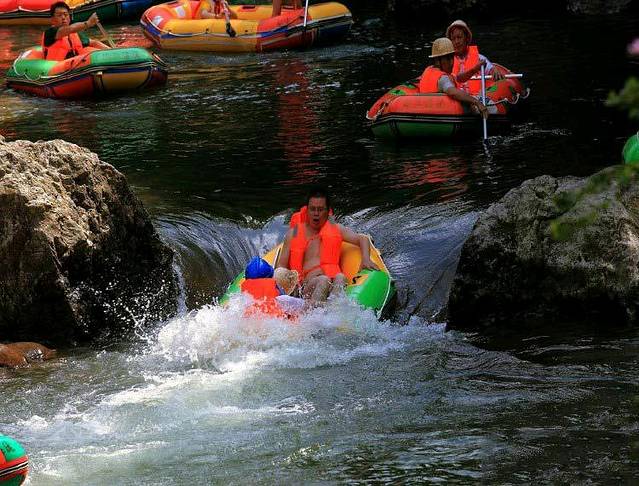 七里扬帆葫芦峡漂流