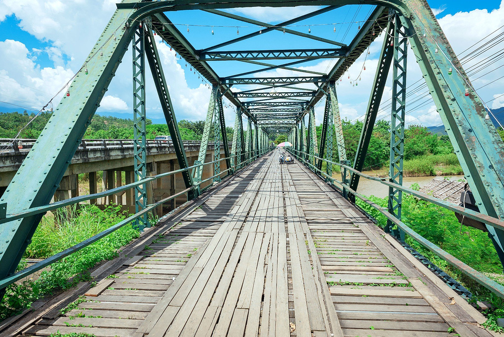 二战纪念桥