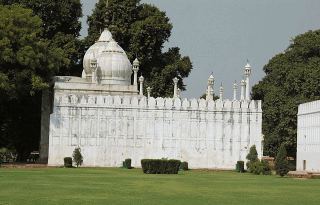 Samadhi Swamiji Maharaj Bagh