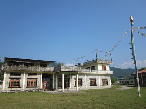 达希林藏族村