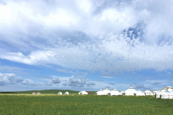 辉特淖尔草原旅游区