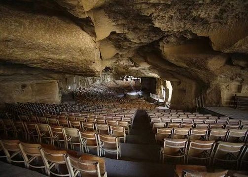 The Cave Church旅游景点图片