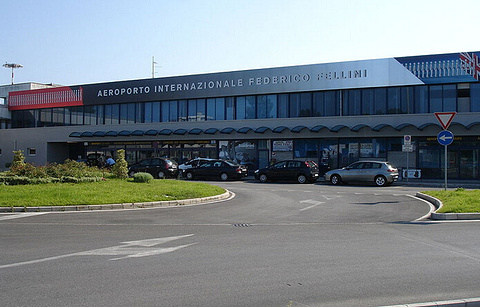 米拉马雷机场的图片