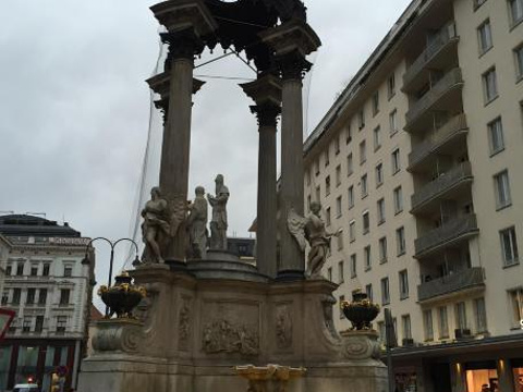 Vermahlungsbrunnen (Marriage Fountain)旅游景点图片
