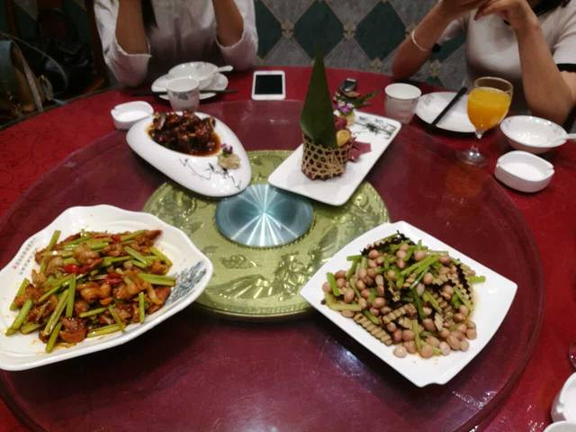 牵手餐厅(三角湖店)