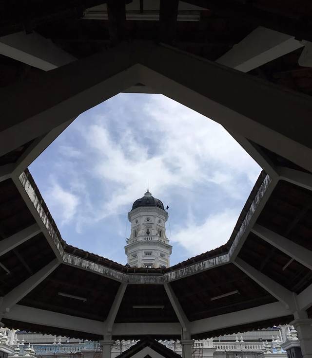 阿布巴卡清真寺