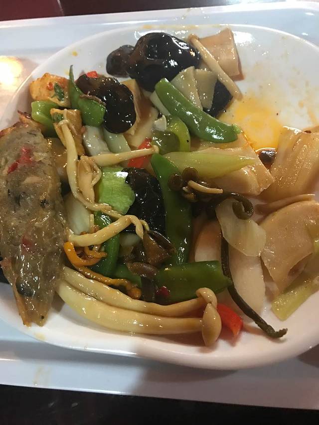 天下一家人素食餐厅
