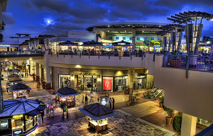 西蒙时尚购物中心