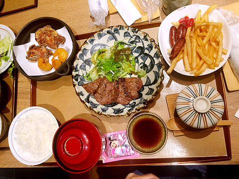 肉割烹バル牛牛(祇園本店)