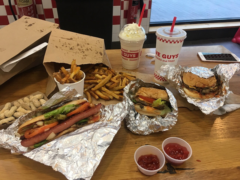 Five Guys Burger and Fries旅游景点图片