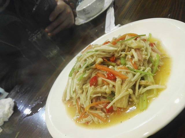 山里人家(千岛金日酒店东南)