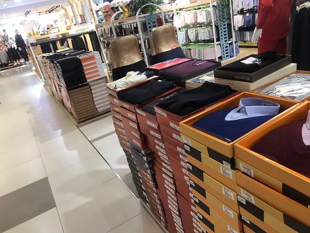 丰客隆购物广场(江西宜黄工业园区店)