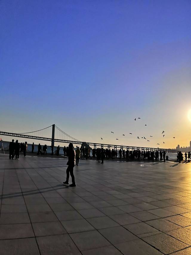 爱伍伍美式咖啡站(星海广场店)