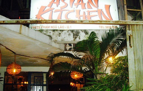 Nhà Hàng Asian Kitchen
