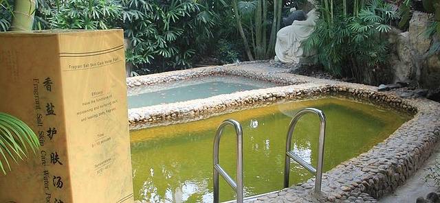 龙熙温泉水世界