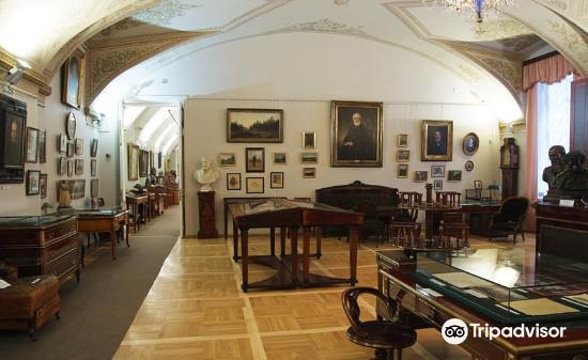 Literary Museum of The Pushkin House旅游景点图片