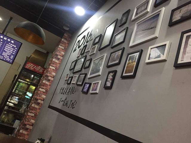 牛炖（米兰店）综合快捷餐厅