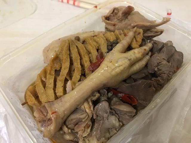 梁老三麻辣鸡头总店