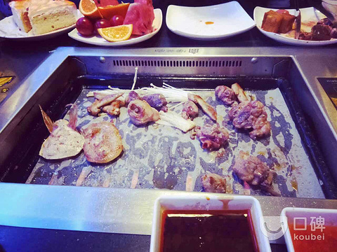 汉釜宫海鲜自助烤肉的图片