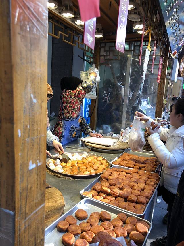 桥梓口贾永信黄桂柿子饼