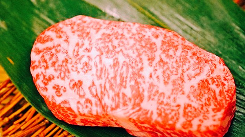Charcoal fire grilled meat Tajimaya Higashimikuni的图片