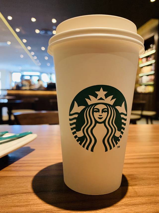 星巴克(天津金元宝滨海中心店)