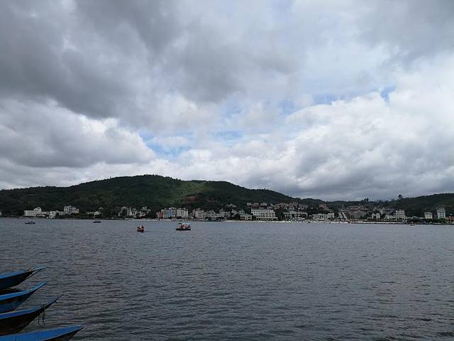 阳光海岸(江川抚仙湖孤山风景区)
