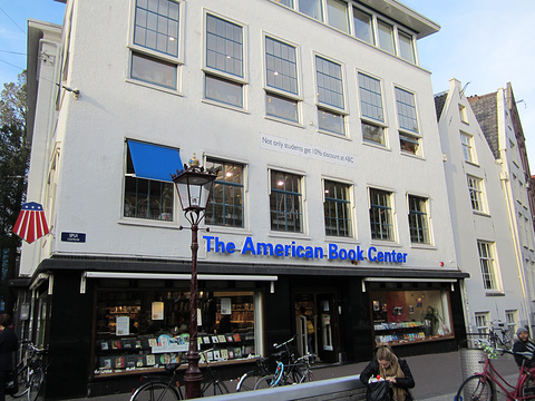 The American Book Center旅游景点图片