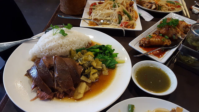 Pop Pop Thai Street Food旅游景点图片
