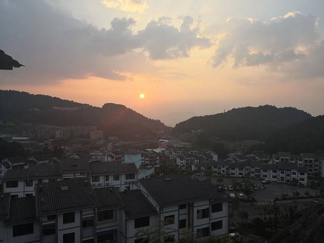 黑山谷杨家院农家乐