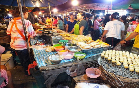 Pae Mai Market市场