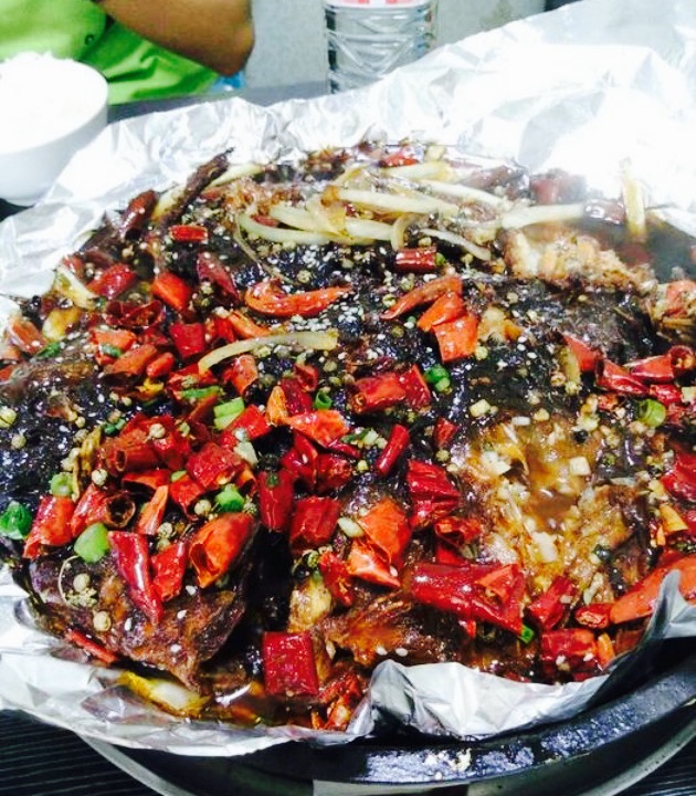 满江红香辣鸭头锅