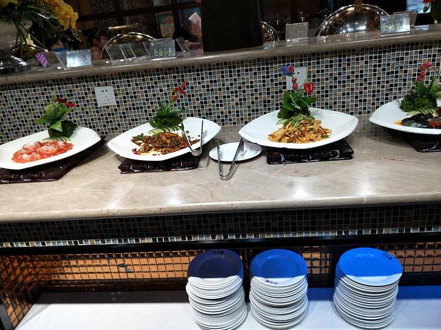 吉布鲁牛排海鲜自助(岳塘步步高广场店)