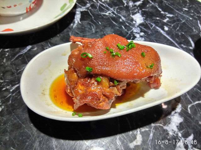 黄鹤楼美食园(万达店)