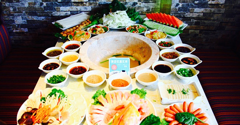 云南原生态石锅鱼(禹州店)