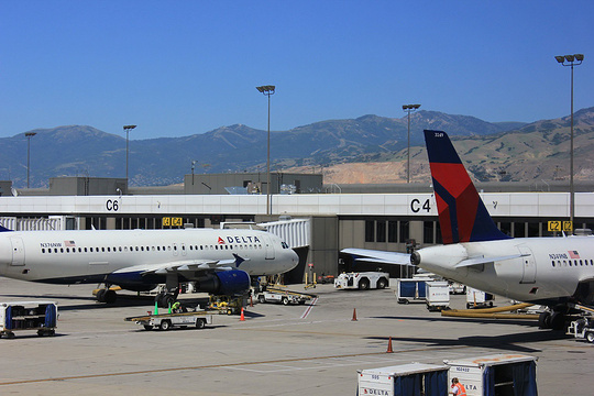 盐湖城国际机场旅游景点图片