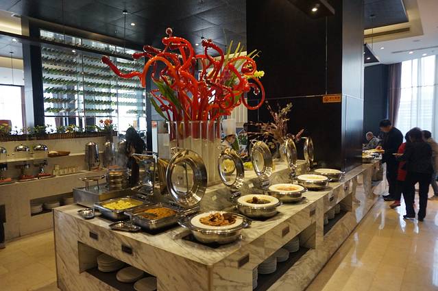 鼎尚皇冠酒店餐厅