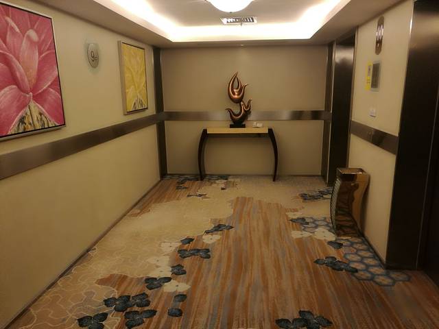 冠发君悦大酒店自助餐