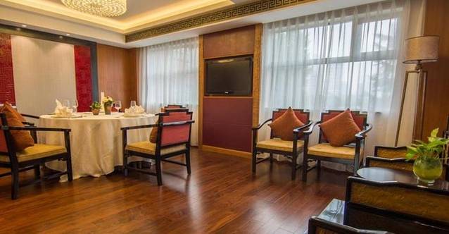 西藏饭店红宫餐厅