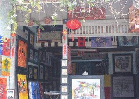 Tuan Gallery