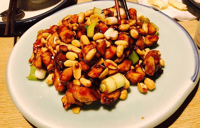 青年公社(伊势丹店)