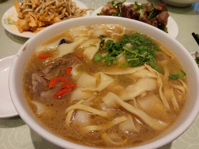 合记烩面(众意路店)