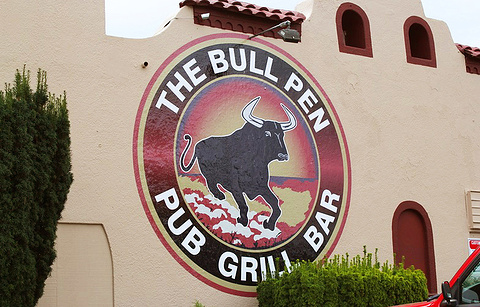 Bull Pen Pub Bar & Grill的图片