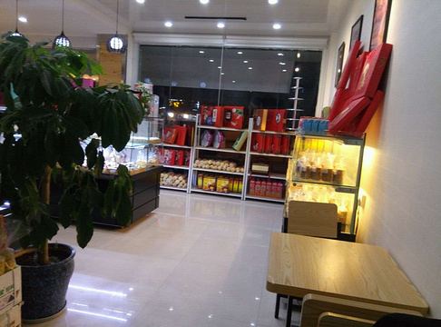 阆中美味多蛋糕(七里店)旅游景点图片