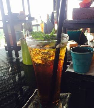 Unique Rooftop Bar & Restaurant