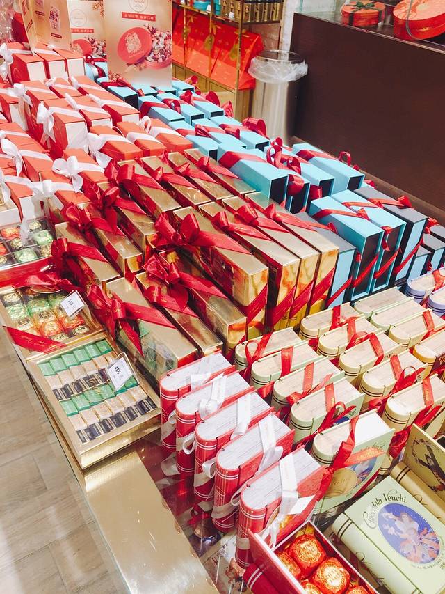 VENCHI 闻绮(国贸商城店)