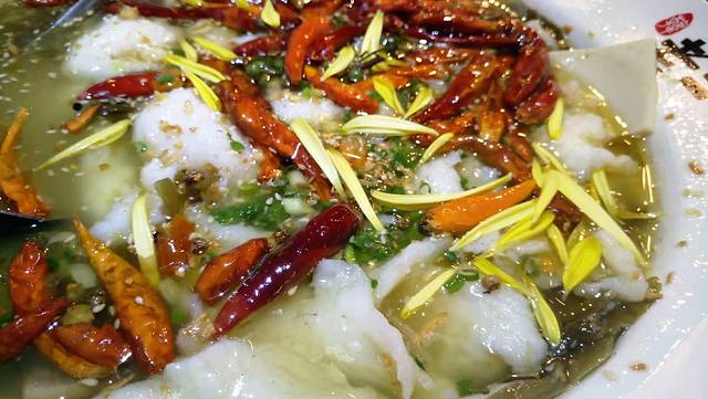 汝老二老坛酸菜鱼(步行街天成商城店)