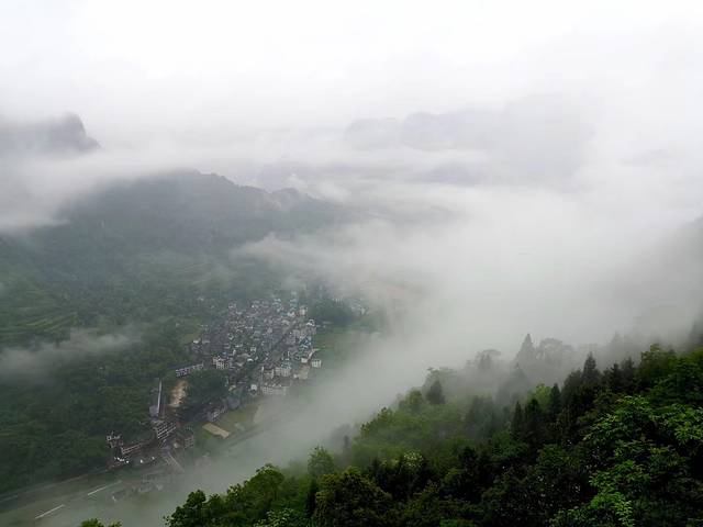 矮寨奇观旅游区